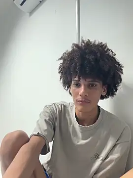 Max Rain online show from September 24, 1:42 am