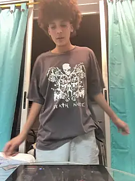 Max Rain online show from July 14, 2:05 am