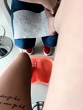 Snapshot of Ammberly__Adam23 chatting on November 23, 7:24 pm Ammberly Adam23 online show from November 23, 7:24 pm