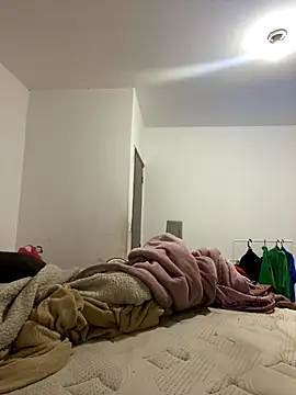 Chloe Leaozinho online show from October 15, 7:58 pm