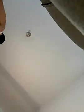 Chloe Leaozinho online show from November 10, 9:25 pm