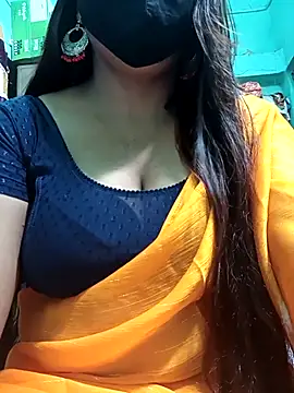 Snapshot of Bhanu-Sharma chatting on September 26, 4:05 am Bhanu-Sharma online show from September 26, 4:05 am