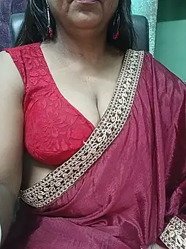 Snapshot of Bhanu-Sharma chatting on August 5, 4:26 am Bhanu-Sharma online show from August 5, 4:26 am