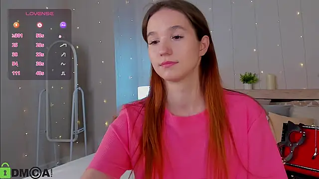 Eva Hollowey online show from October 26, 9:48 am