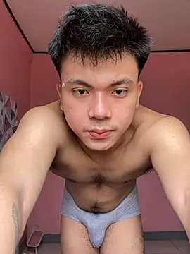 Snapshot of JerichoGutierez chatting on March 25, 1:55 am JerichoGutierez online show from March 25, 1:55 am