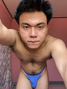 Snapshot of JerichoGutierez chatting on April 22, 4:04 am JerichoGutierez online show from April 22, 4:04 am