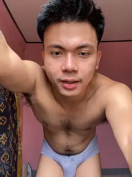 Snapshot of JerichoGutierez chatting on May 5, 4:20 am JerichoGutierez online show from May 5, 4:20 am