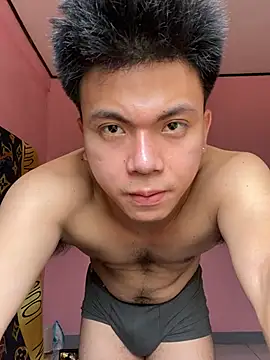 Snapshot of JerichoGutierez chatting on May 15, 2:29 am JerichoGutierez online show from May 15, 2:29 am