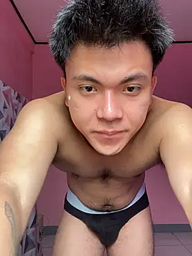 Snapshot of JerichoGutierez chatting on July 13, 3:53 am JerichoGutierez online show from July 13, 3:53 am