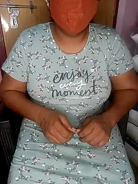 Jessi 25 online show from October 16, 7:37 pm