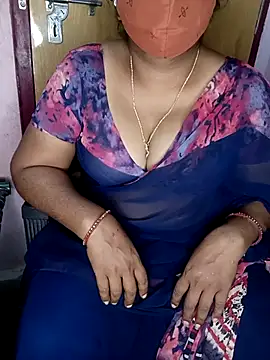 Jessi 25 online show from October 27, 6:01 pm