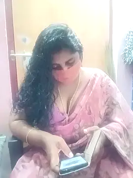 Jessi 25 online show from December 5, 5:42 pm