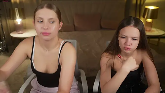 Claire Dreams online show from October 1, 6:36 pm