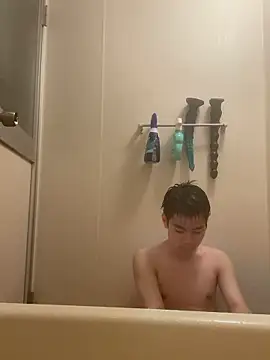 Snapshot of suzaku1229 chatting on March 28, 3:22 pm suzaku1229 online show from March 28, 3:22 pm