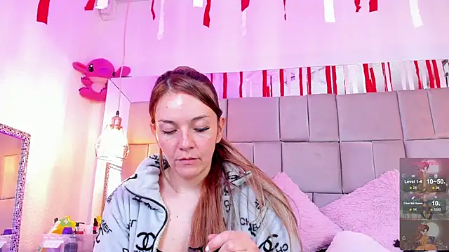 antoneella jones online show from October 16, 1:01 pm