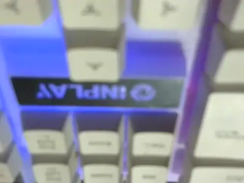 Snapshot of BiniBininggen chatting on December 1, 4:39 am BiniBininggen online show from December 1, 4:39 am