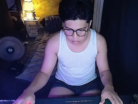 Lowel Smith online show from September 29, 1:49 pm