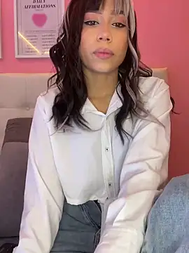 Willow Wright online show from March 26, 2:00 pm