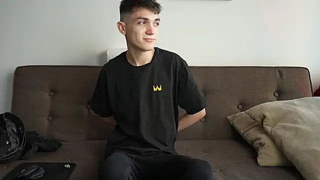 MattyandAiden online show from January 18, 4:55 pm