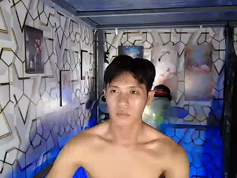 Snapshot of darryl_hugecok chatting on December 5, 2:42 am darryl hugecok online show from December 5, 2:42 am