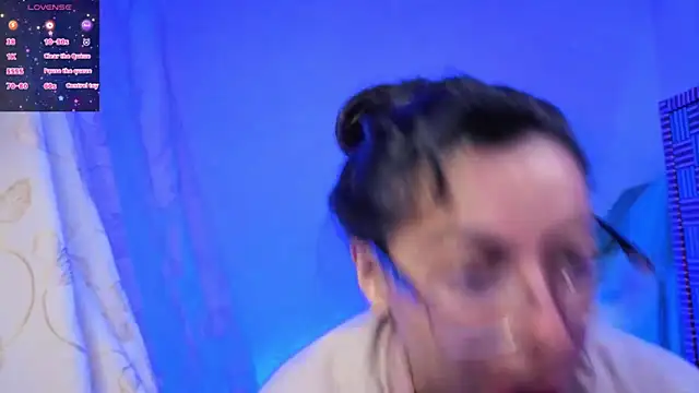 Miranda sexlove  online show from March 17, 7:06 pm