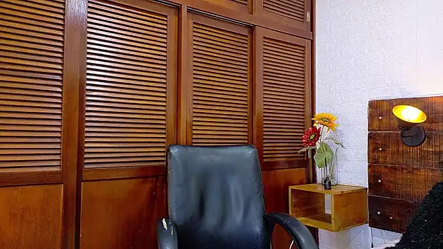 ALANNFERRER online show from October 20, 10:16 am