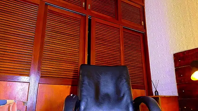 ALANNFERRER online show from October 27, 2:21 pm