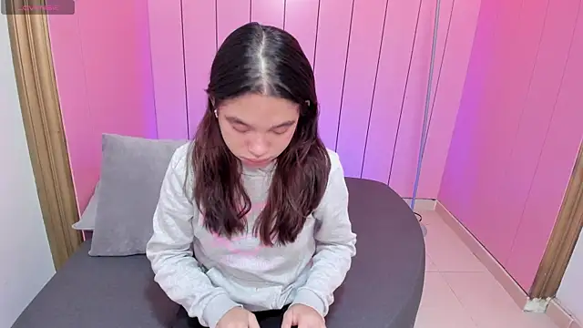 Laurent Scott  online show from September 26, 12:09 pm