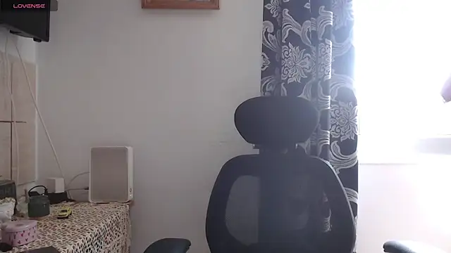 RosieHayes online show from July 15, 10:31 am