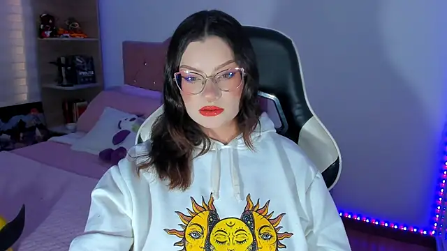 OphelianaRose33 online show from June 9, 9:59 pm