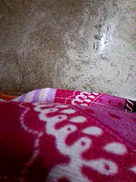 Snapshot of tharki-anand chatting on January 17, 2:11 pm tharki-anand online show from January 17, 2:11 pm