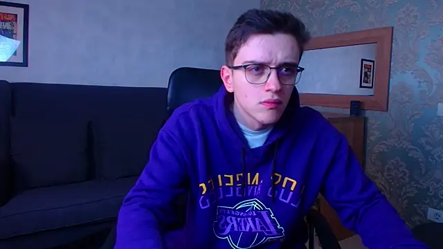 FelixStarkk online show from February 6, 5:45 am