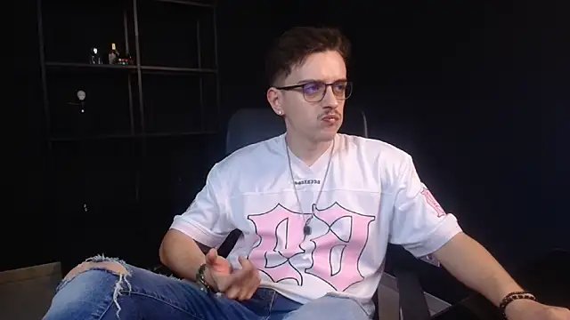 FelixStarkk online show from June 13, 9:29 am