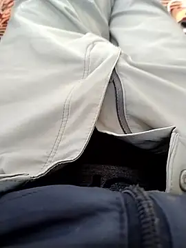 zorhotty online show from January 10, 8:49 am