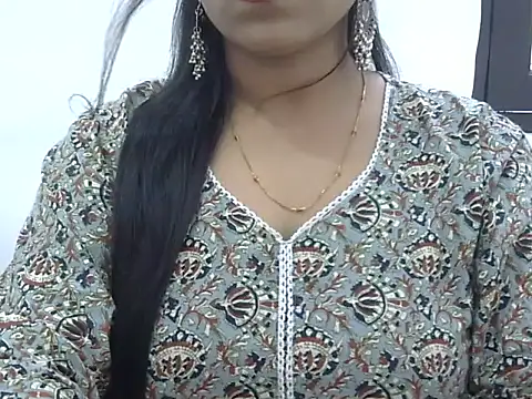 Snapshot of LIYO_ chatting on October 16, 5:41 am LIYO online show from October 16, 5:41 am