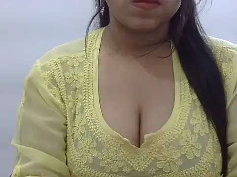 LIYO  online show from June 15, 7:32 am