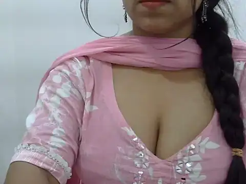 LIYO  online show from June 30, 6:03 am
