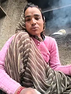 Hot raaani online show from February 3, 2:53 am