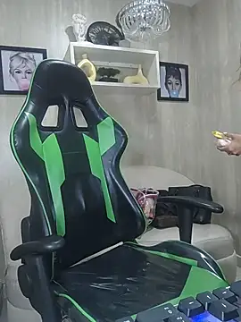 agatha brooks t online show from February 23, 1:19 pm