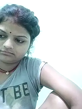 Hot mirchjii online show from September 24, 11:30 pm