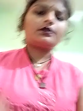 Hot mirchjii online show from October 12, 3:33 pm