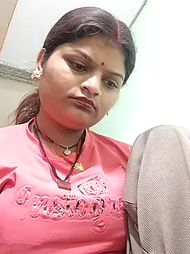 Hot mirchjii online show from October 18, 12:24 am