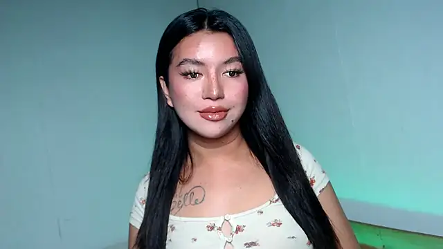 Snapshot of thinker_belle chatting on November 3, 1:45 pm thinker belle online show from November 3, 1:45 pm