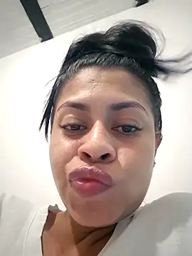 Snapshot of daliataleboficiall chatting on January 6, 8:56 pm daliataleboficiall online show from January 6, 8:56 pm