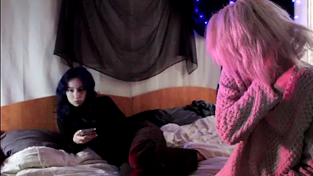 Avny Loki online show from October 11, 8:02 am