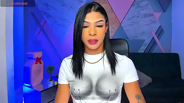 keytinthomson  online show from September 26, 7:18 pm