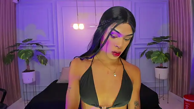 keytinthomson  online show from March 6, 6:59 pm