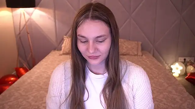 Snapshot of DiamondGoldie chatting on March 17, 8:12 pm DiamondGoldie online show from March 17, 8:12 pm