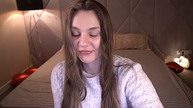 Snapshot of DiamondGoldie chatting on March 28, 8:30 pm DiamondGoldie online show from March 28, 8:30 pm