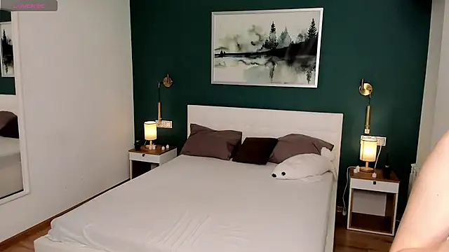 Snapshot of EditaBand chatting on September 30, 7:08 pm EditaBand online show from September 30, 7:08 pm